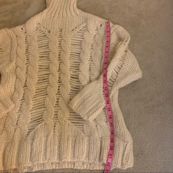 NWT 🤍 CABLE KNIT SWEATER Zara Sz S - Picture 9 of 11